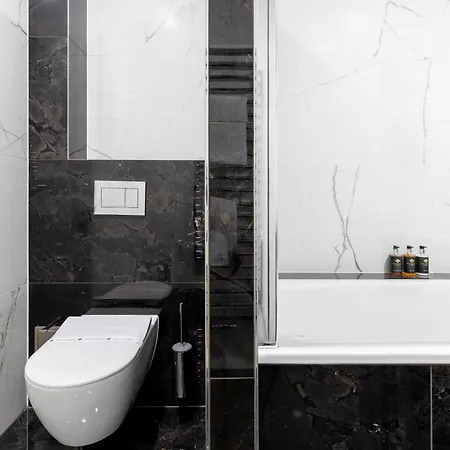 Hotel Ikona 3*