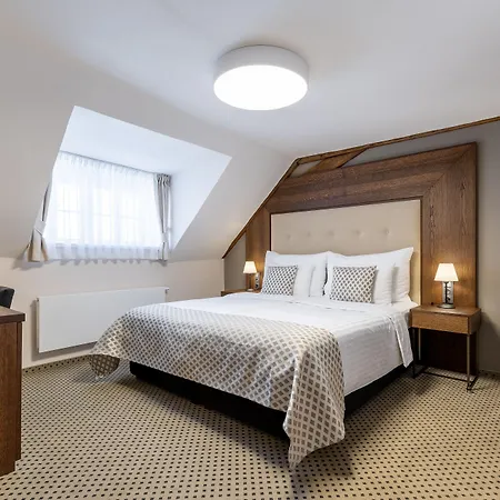 Ikona Hotel