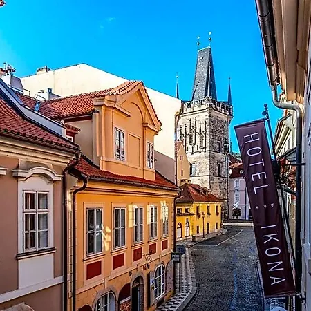 Ikona 3* Praga