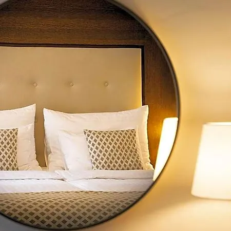 Ikona Hotel