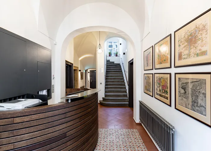 Hotel Ikona 3*
