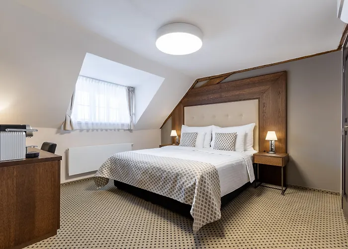 Ikona Hotel